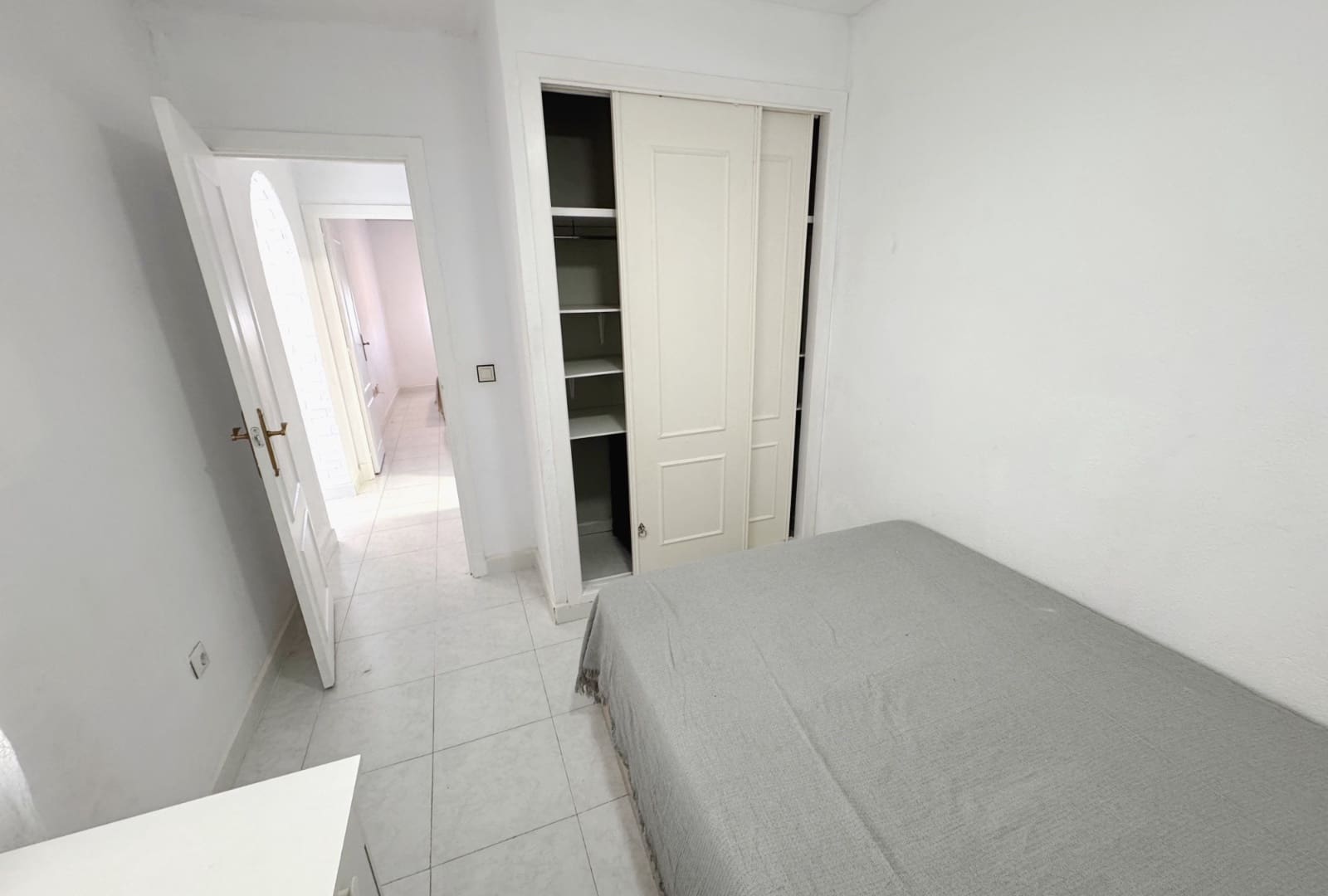 2 chambre Appartement à vendre à Torrevieja avec piscine - 165 000 € (Ref: 9789434)