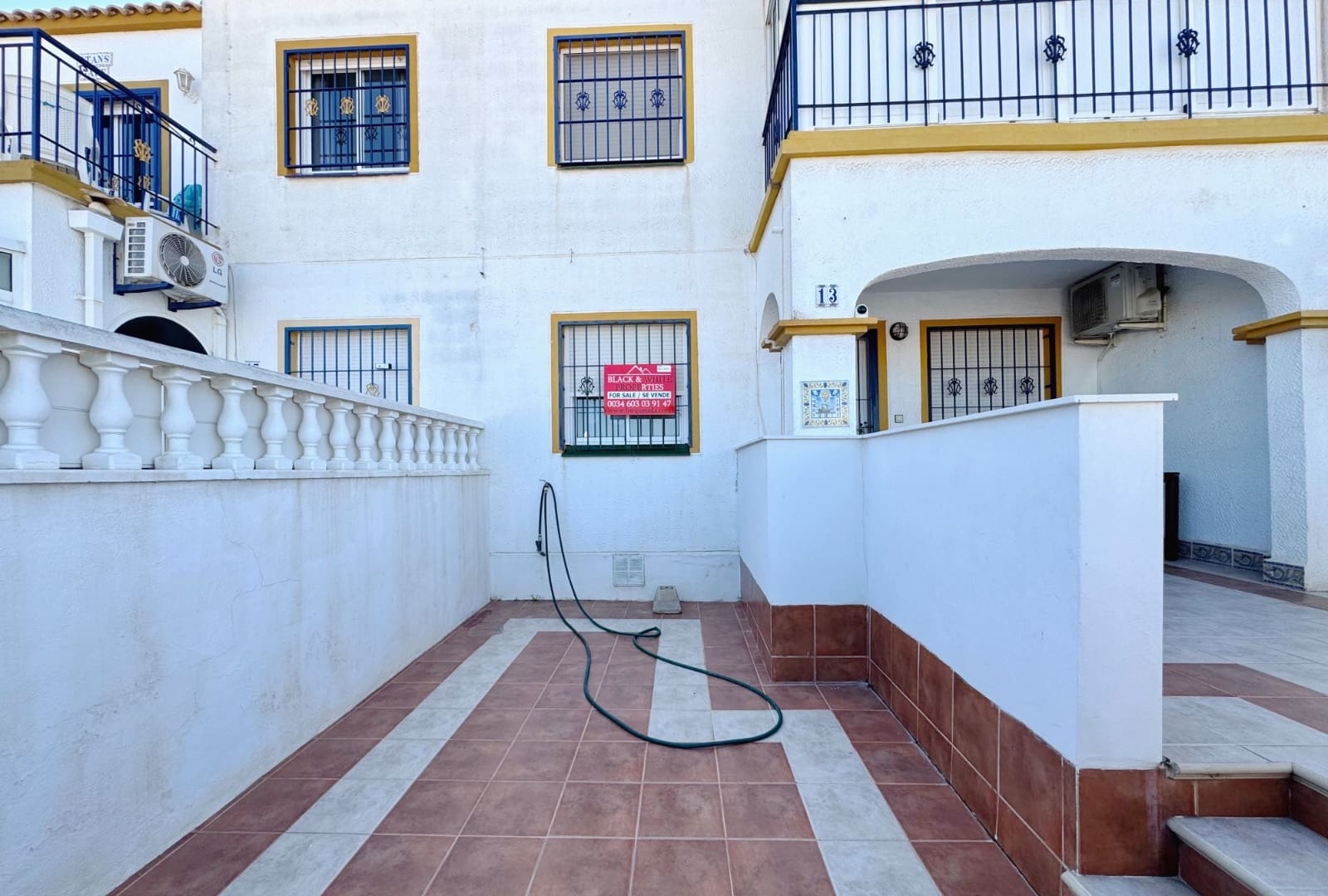 2 chambre Appartement à vendre à Torrevieja avec piscine - 165 000 € (Ref: 9789434)