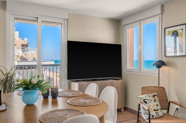 2 chambre Appartement à vendre à Guardamar Playa, Guardamar del Segura - 298 000 € (Ref: 9789653)