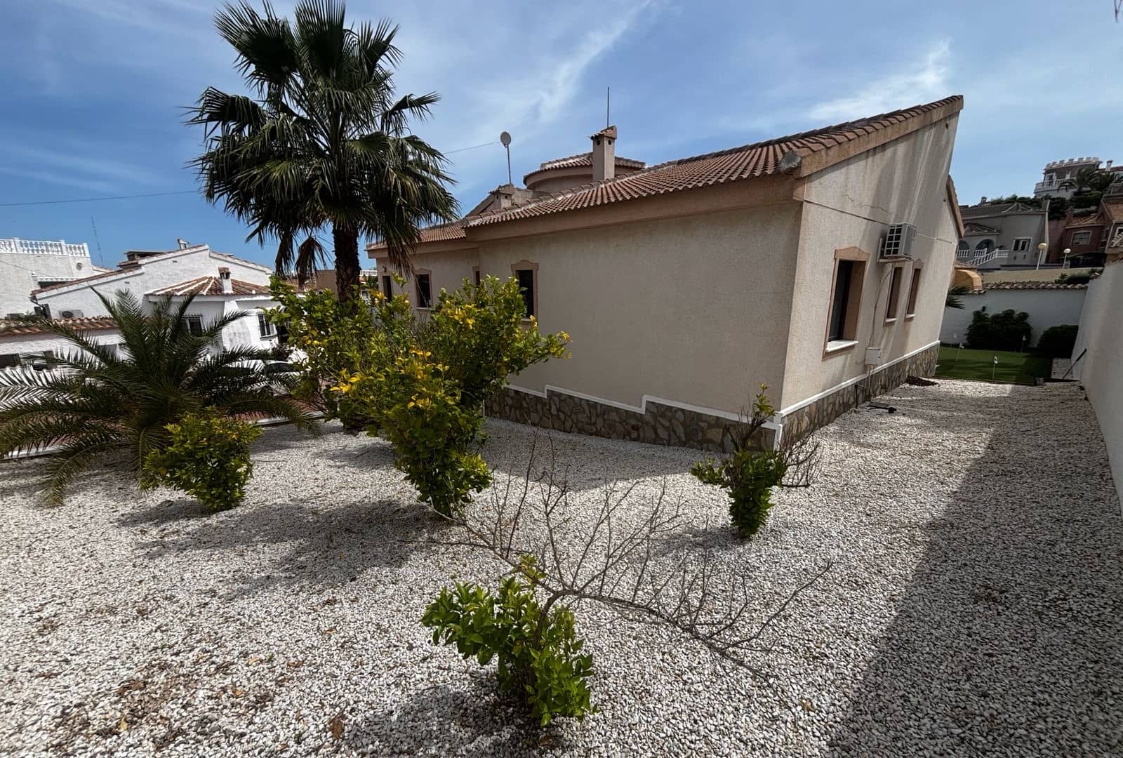 4 chambre Villa/Maison à vendre à Ciudad Quesada avec piscine garage - 665 000 € (Ref: 9795088)