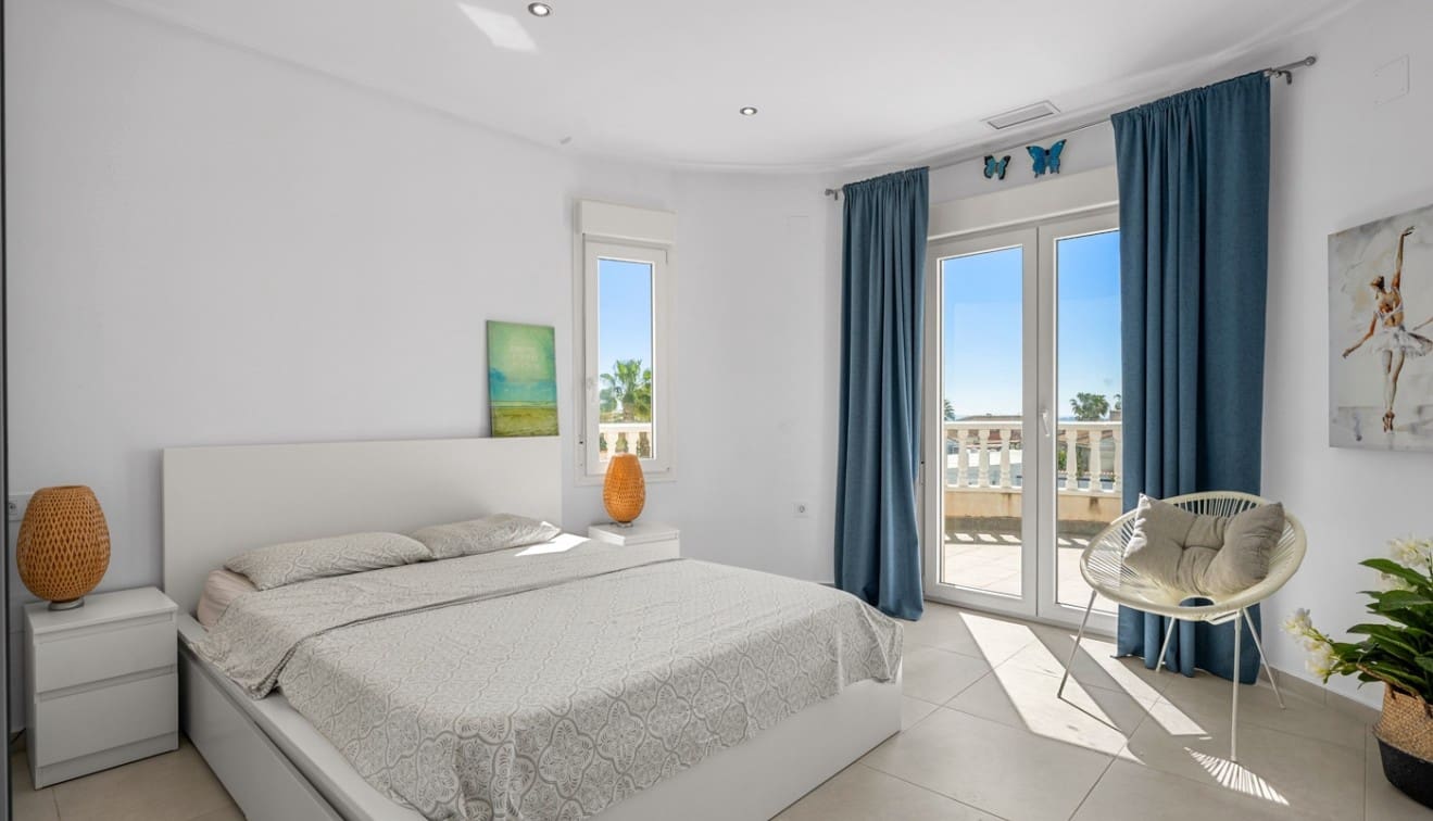 4 soveværelse Villa til salg i Ciudad Quesada med swimmingpool garage - € 519.000 (Ref: 9795089)