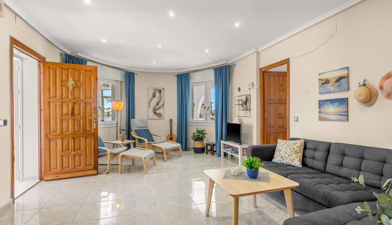 4 soveværelse Villa til salg i Ciudad Quesada med swimmingpool garage - € 519.000 (Ref: 9795089)