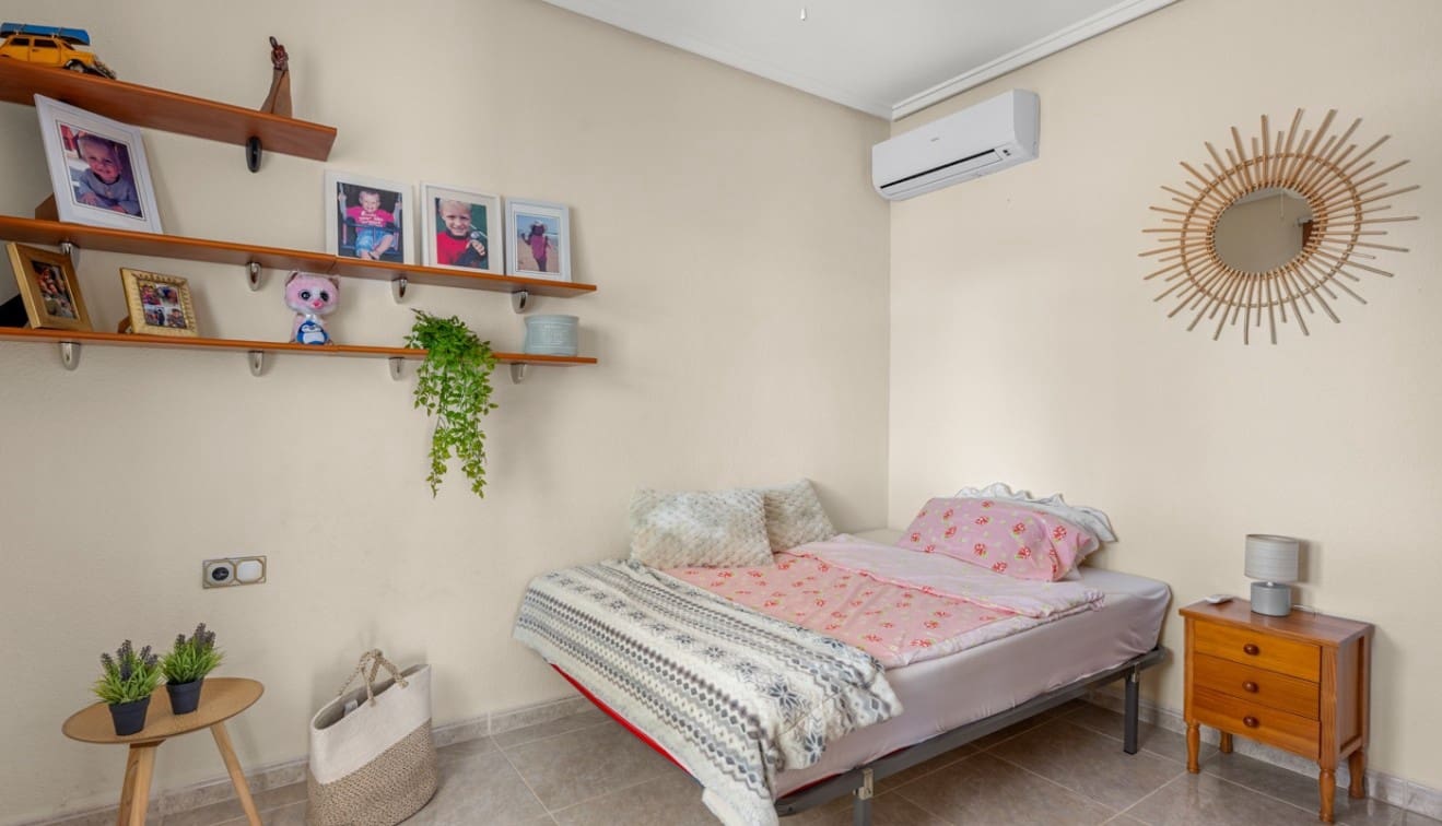 4 soveværelse Villa til salg i Ciudad Quesada med swimmingpool garage - € 519.000 (Ref: 9795089)