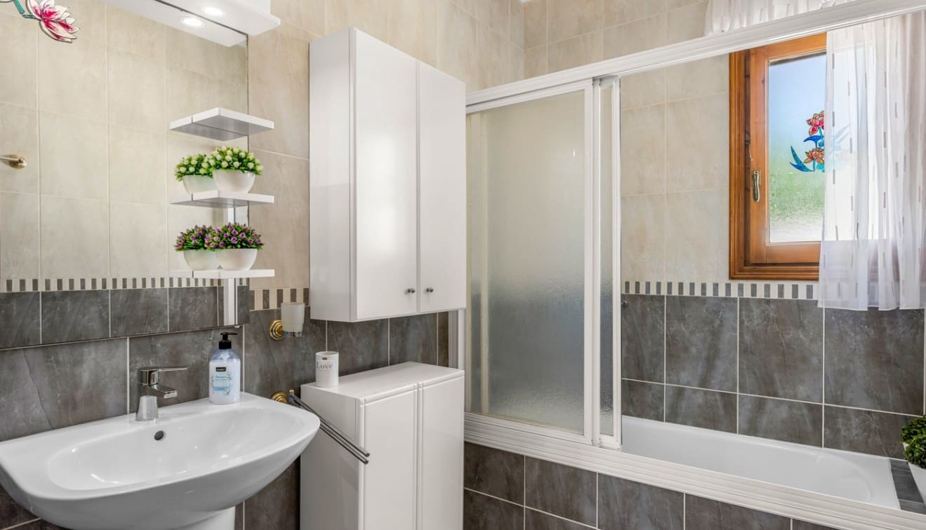 4 soveværelse Villa til salg i Ciudad Quesada med swimmingpool garage - € 519.000 (Ref: 9795089)