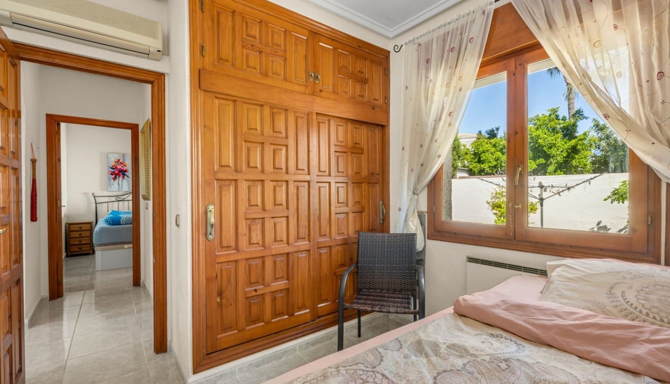 4 soveværelse Villa til salg i Ciudad Quesada med swimmingpool garage - € 519.000 (Ref: 9795089)