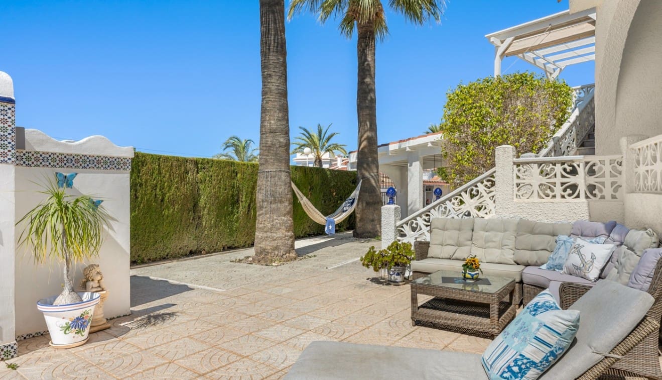 4 soveværelse Villa til salg i Ciudad Quesada med swimmingpool garage - € 519.000 (Ref: 9795089)