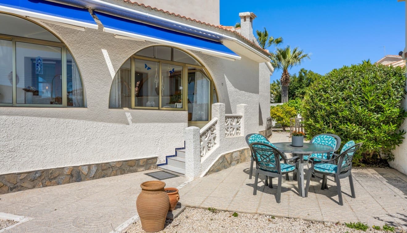 4 soveværelse Villa til salg i Ciudad Quesada med swimmingpool garage - € 519.000 (Ref: 9795089)