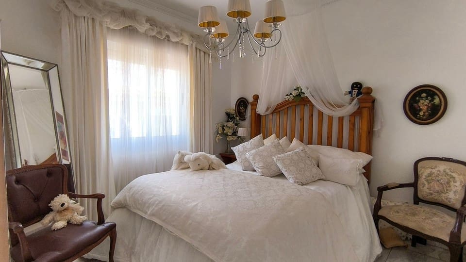 4 chambre Villa/Maison à vendre à Ciudad Quesada avec piscine garage - 625 000 € (Ref: 9795633)