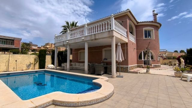 4 chambre Villa/Maison à vendre à Ciudad Quesada, Rojales avec piscine garage - 625 000 € (Ref: 9795633)