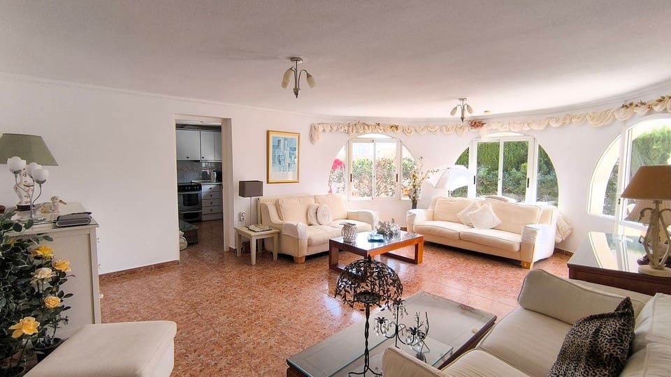 4 chambre Villa/Maison à vendre à Ciudad Quesada avec piscine garage - 625 000 € (Ref: 9795633)