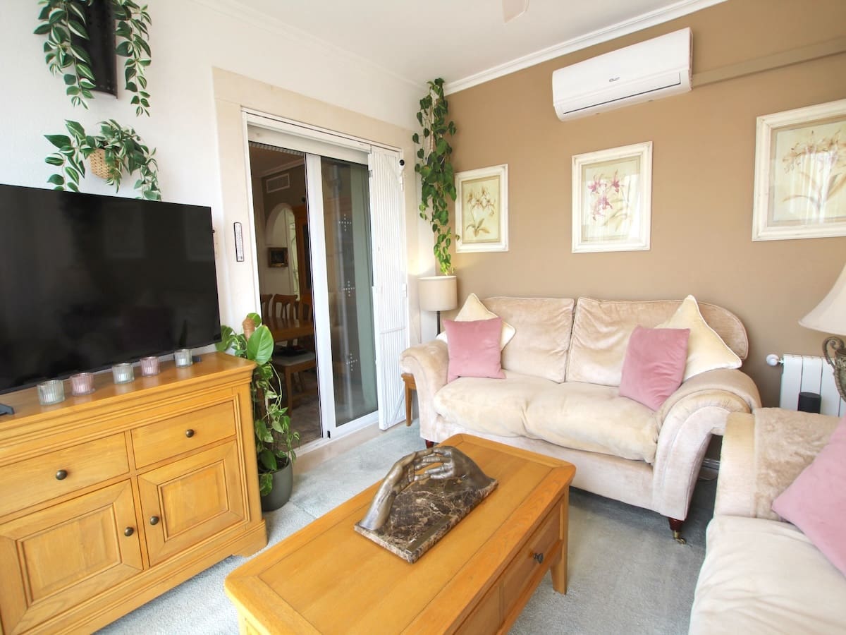 4 camera da letto Villa in vendita in Bigastro con piscina garage - 369.950 € (Rif: 9798189)