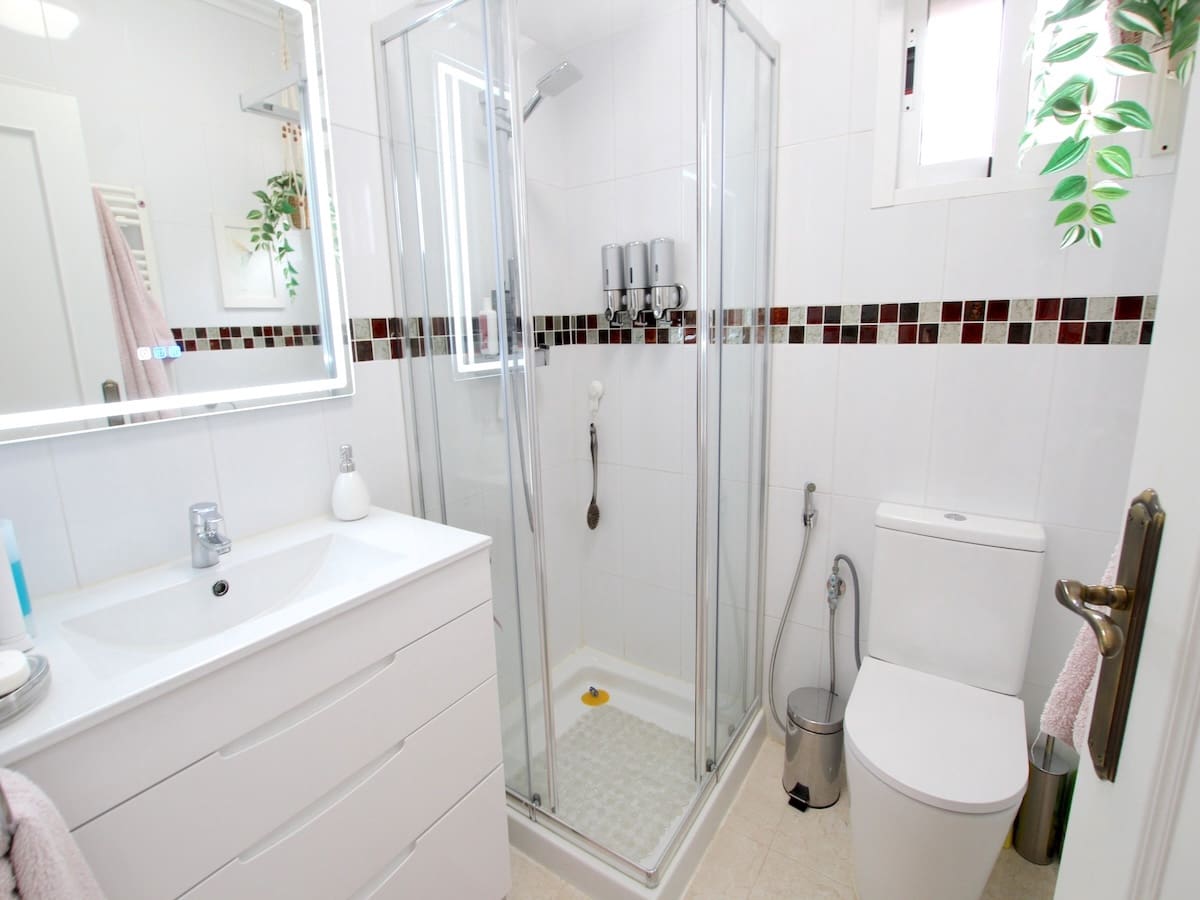 4 camera da letto Villa in vendita in Bigastro con piscina garage - 369.950 € (Rif: 9798189)