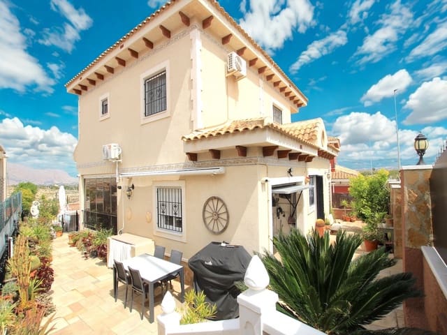 4 camera da letto Villa in vendita in Bigastro con piscina garage - 369.950 € (Rif: 9798189)