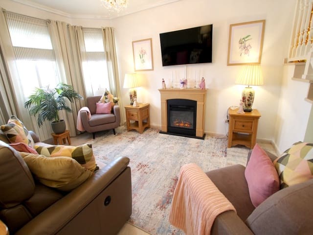 4 camera da letto Villa in vendita in Bigastro con piscina garage - 369.950 € (Rif: 9798189)