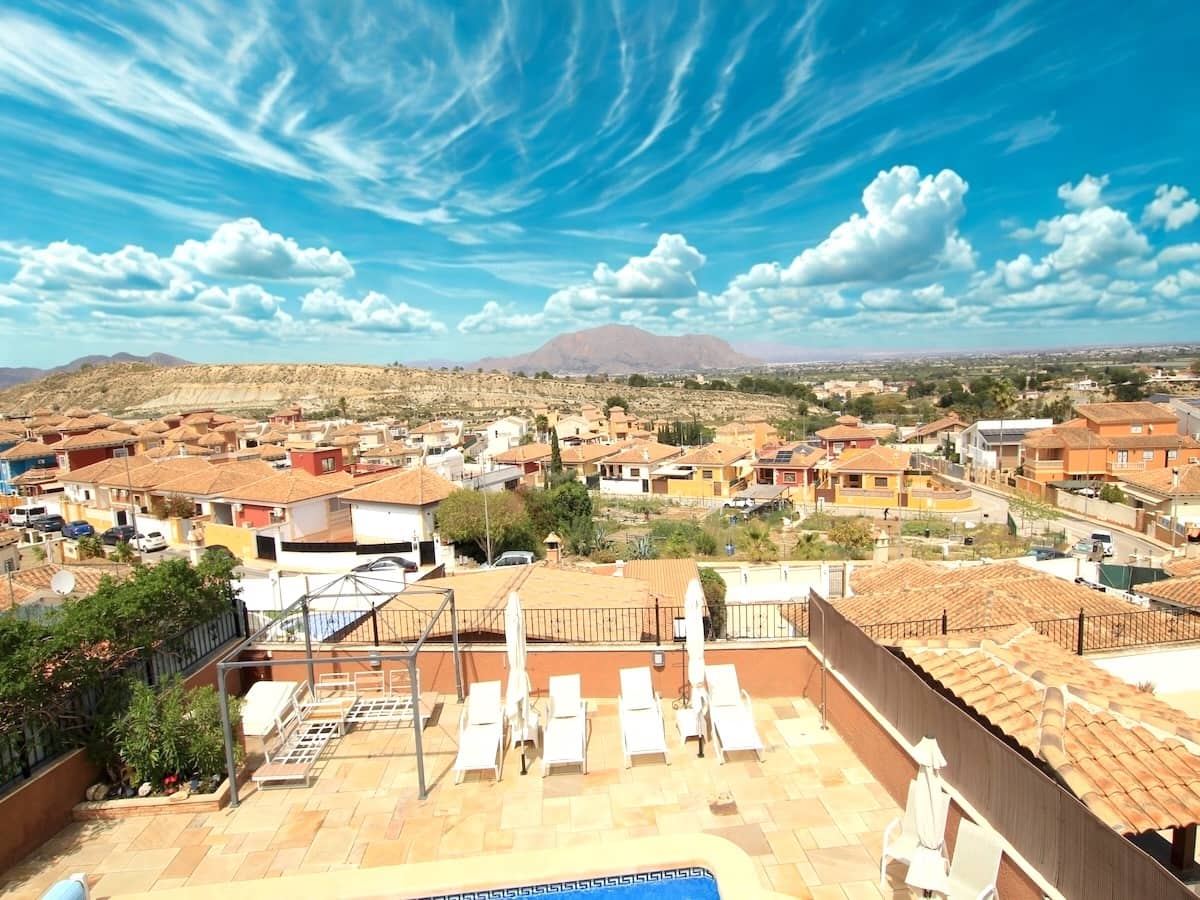 4 camera da letto Villa in vendita in Bigastro con piscina garage - 369.950 € (Rif: 9798189)