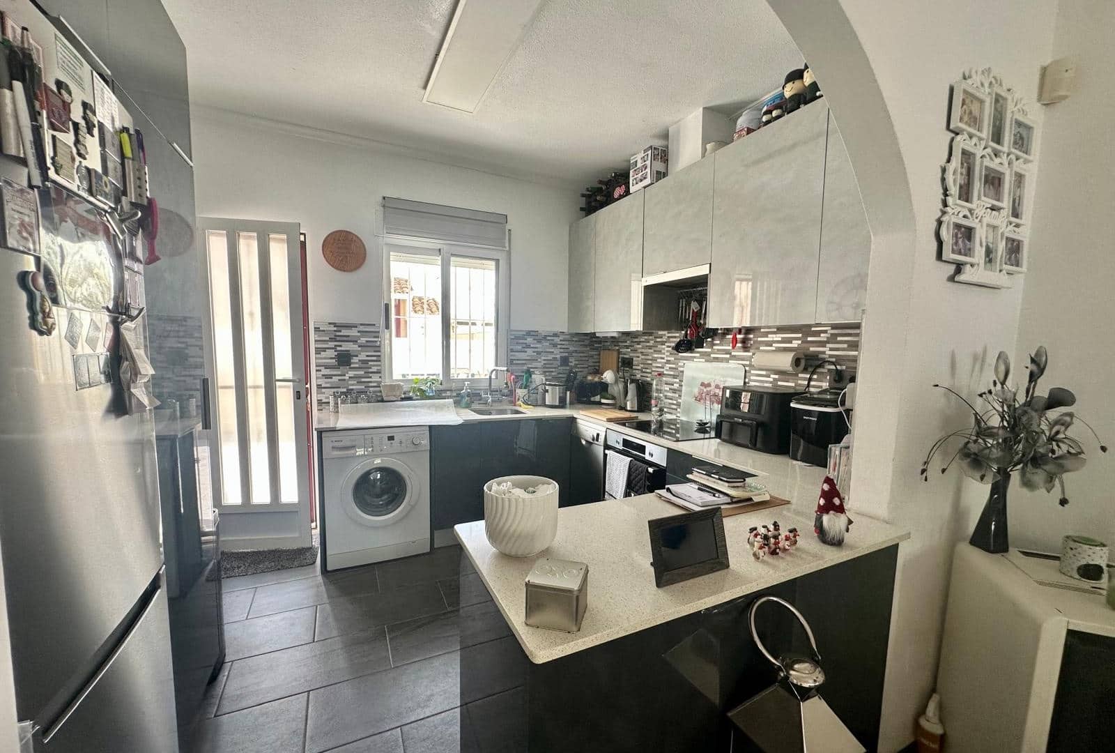 2 bedroom Villa for sale in Algorfa with pool - € 235,000 (Ref: 9802673)