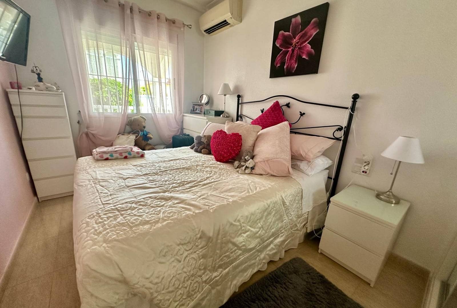 2 bedroom Villa for sale in Algorfa with pool - € 235,000 (Ref: 9802673)