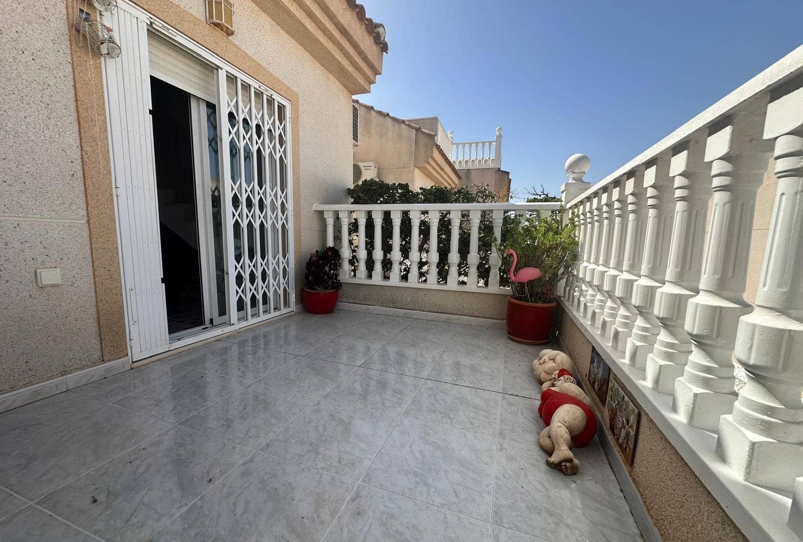3 bedroom Semi-detached Villa for sale in Ciudad Quesada with pool - € 179,900 (Ref: 9802962)