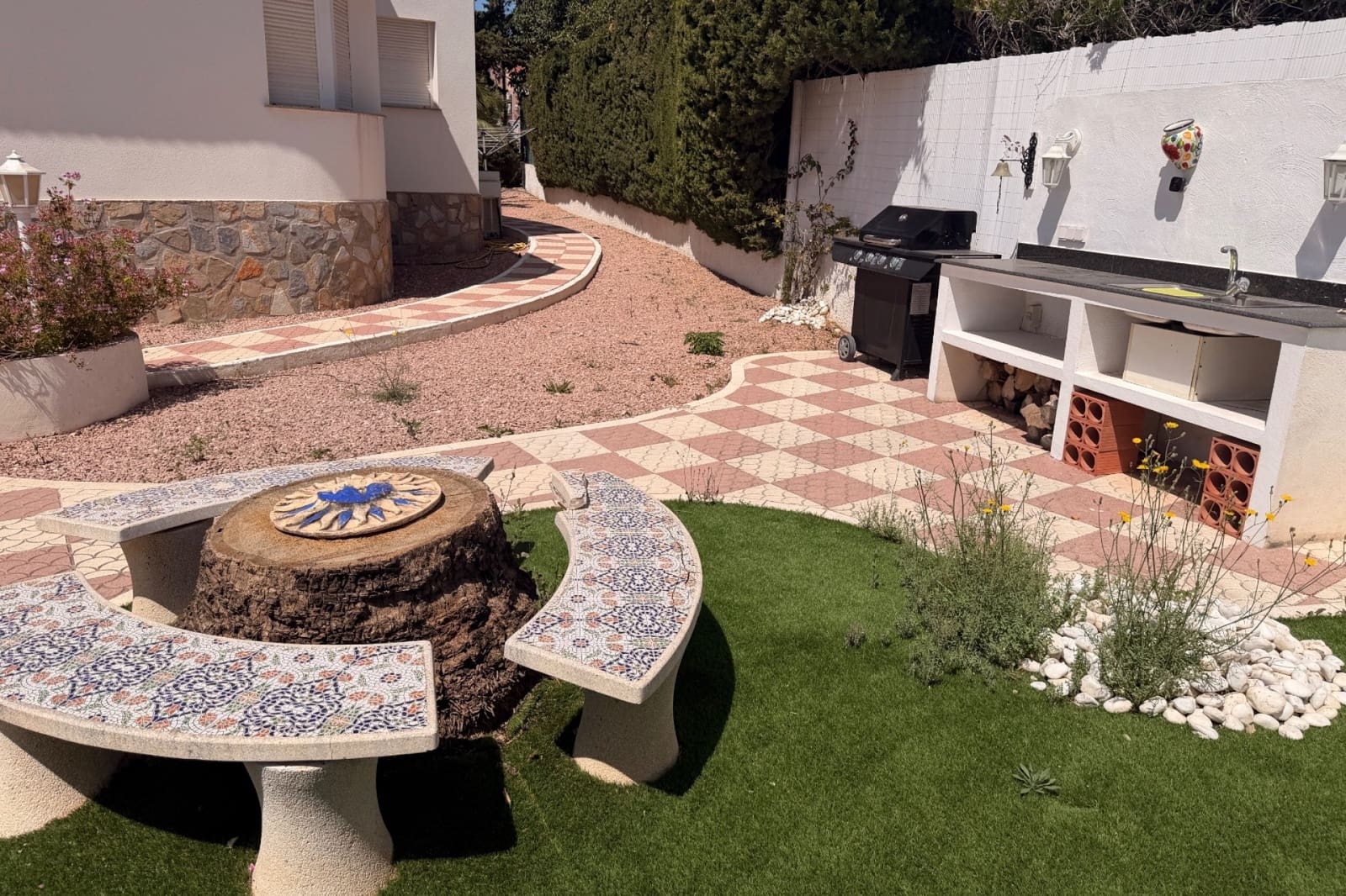 3 bedroom Villa for sale in Ciudad Quesada with pool garage - € 475,000 (Ref: 9805261)