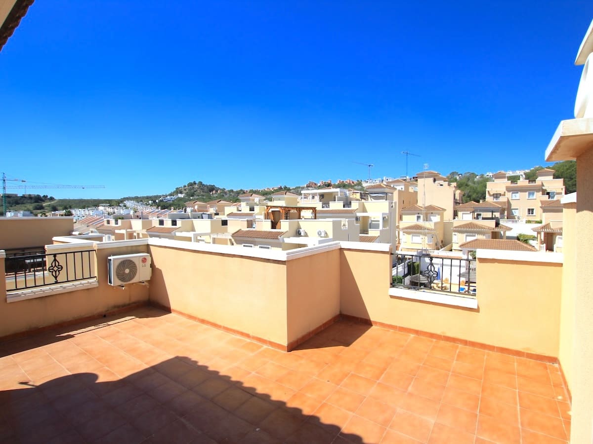 3 sypialnia Dom blizniak na sprzedaż w San Miguel de Salinas z basenem - 210 000 € (Ref: 9806810)