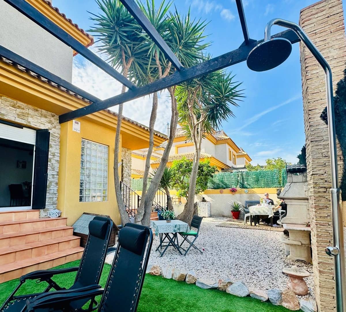 3 camera da letto Villa in vendita in Los Montesinos con piscina - 280.000 € (Rif: 9816401)