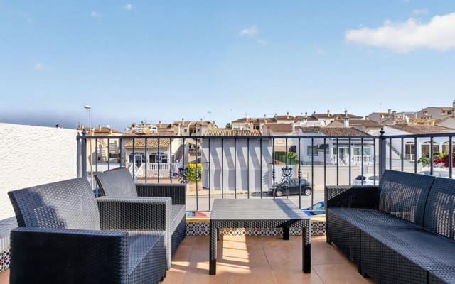 3 slaapkamer Villa te koop in Orihuela Costa, Orihuela met zwembad - € 159.000 (Ref: 9816518)