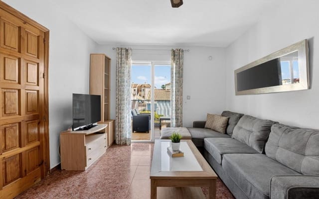 3 slaapkamer Villa te koop in Orihuela Costa, Orihuela met zwembad - € 159.000 (Ref: 9816518)
