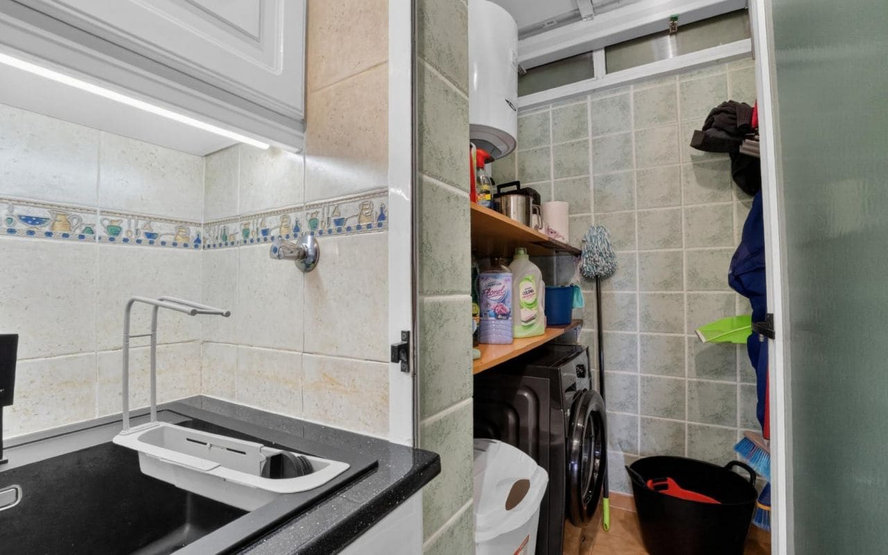 2 sovrum Hus till salu i Torrevieja med pool - 175 000 € (Ref: 9816519)