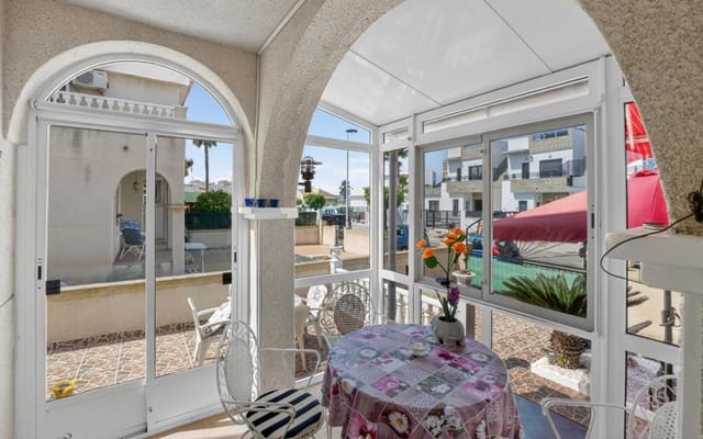 2 sovrum Hus till salu i Torrevieja med pool - 175 000 € (Ref: 9816519)
