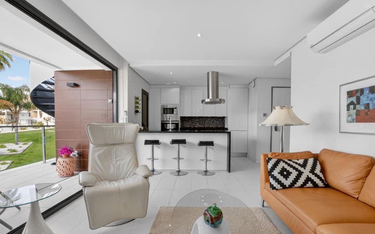 2 chambre Appartement à vendre à Punta Prima - 323 000 € (Ref: 9816520)