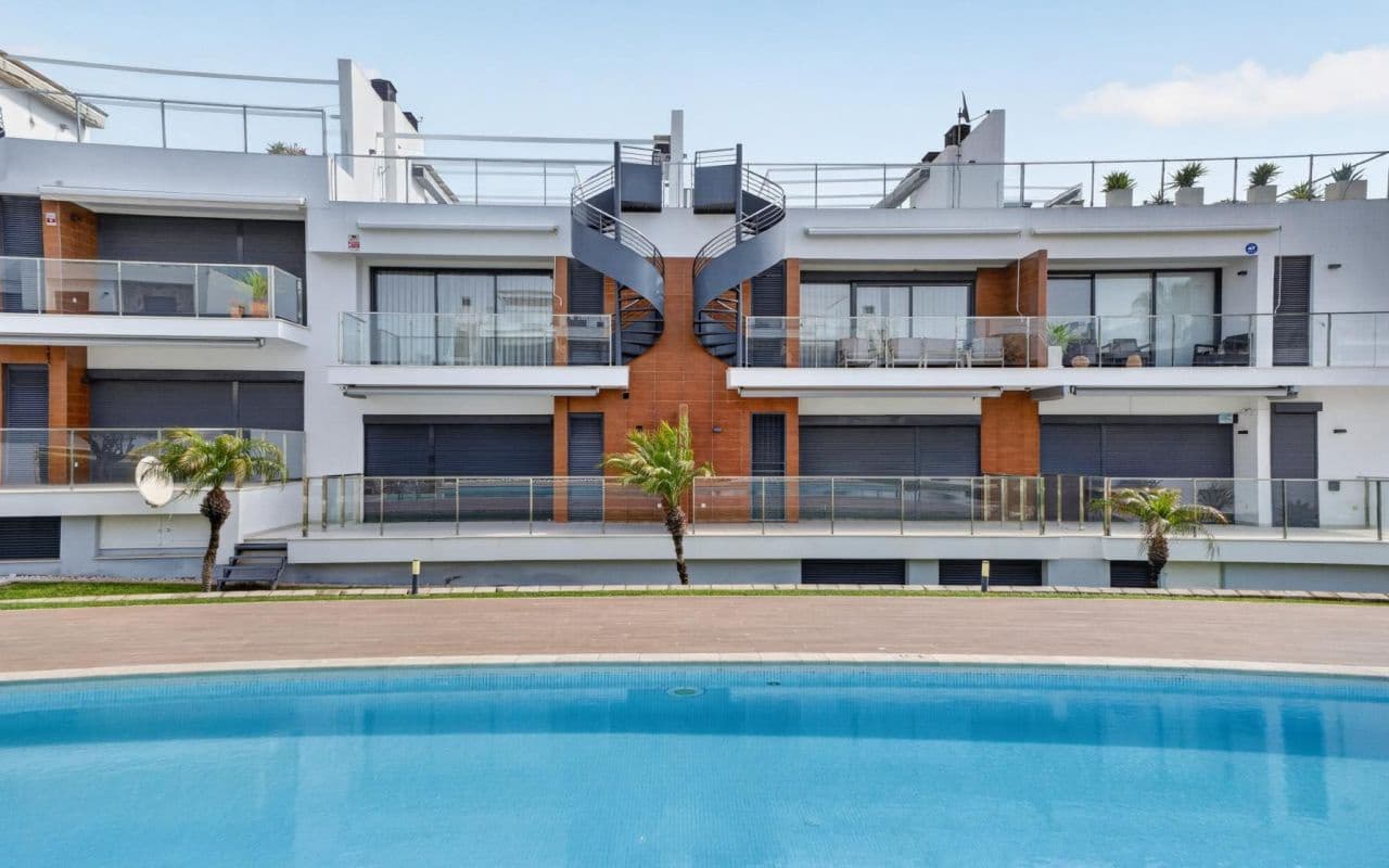 2 chambre Appartement à vendre à Punta Prima - 323 000 € (Ref: 9816520)