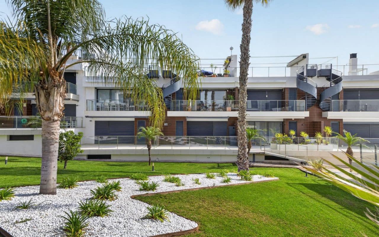 2 chambre Appartement à vendre à Punta Prima - 323 000 € (Ref: 9816520)