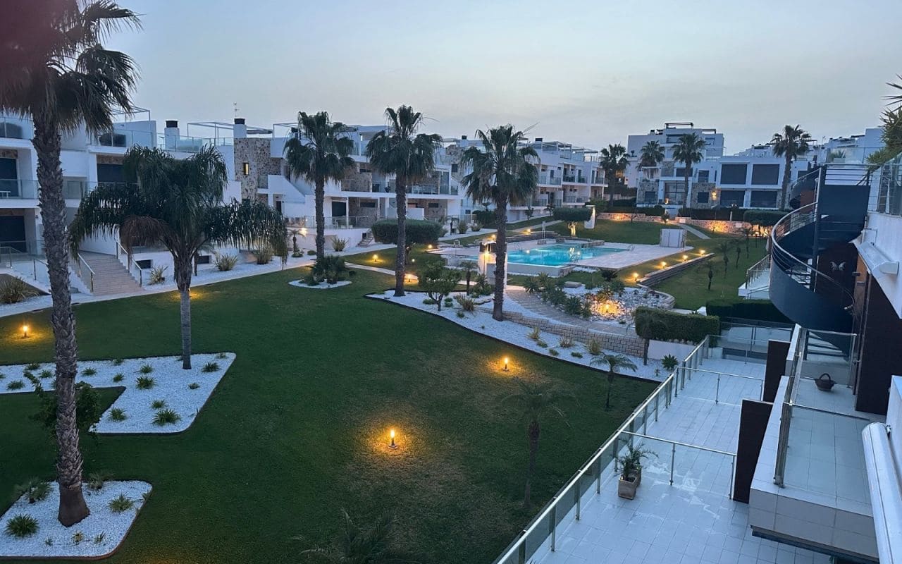 2 chambre Appartement à vendre à Punta Prima - 323 000 € (Ref: 9816520)
