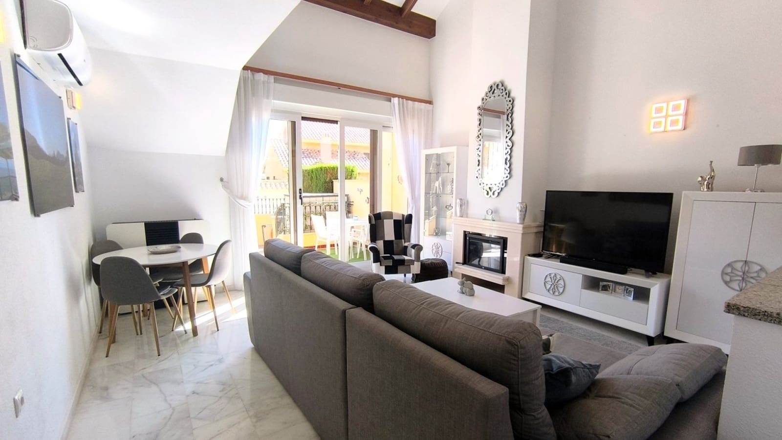 2 soverom Bungalow til salgs i Algorfa med svømmebasseng - € 249 950 (Ref: 9818798)