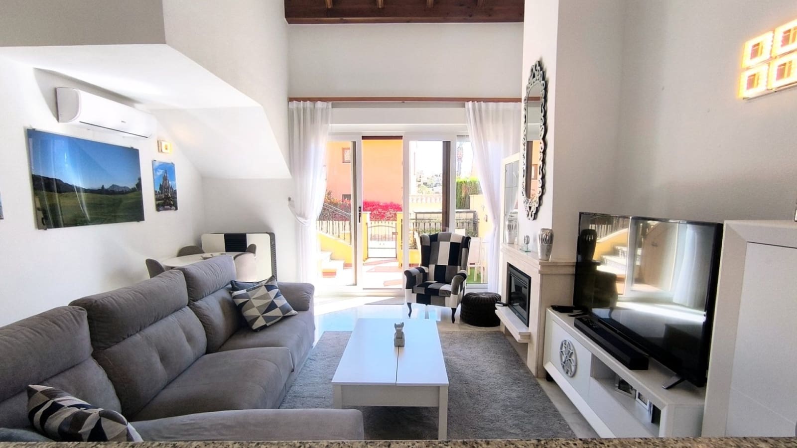 2 soverom Bungalow til salgs i Algorfa med svømmebasseng - € 249 950 (Ref: 9818798)