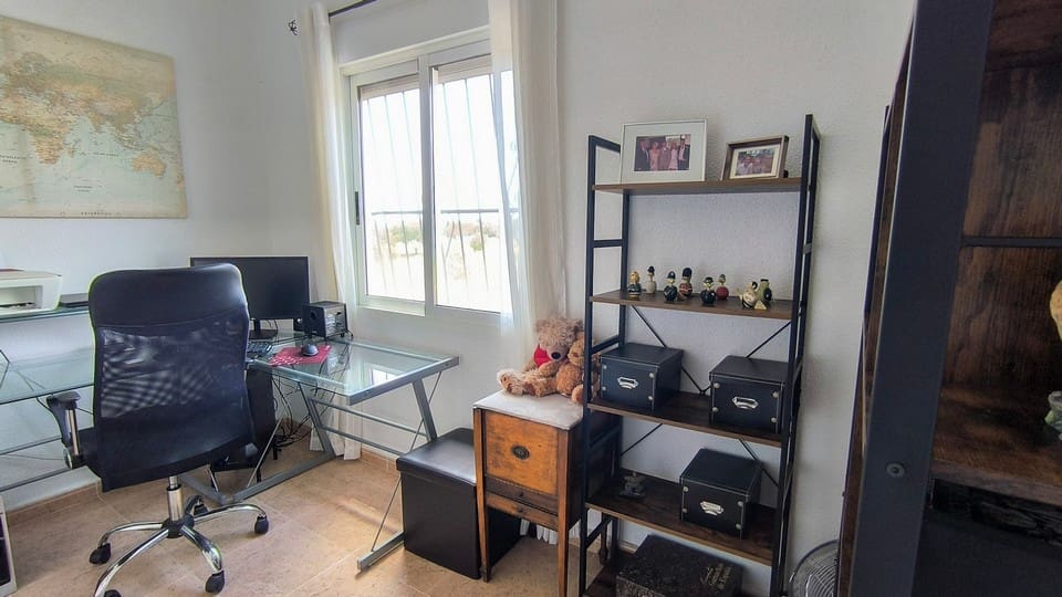4 slaapkamer Villa te koop in Ciudad Quesada met zwembad garage - € 450.000 (Ref: 9821499)