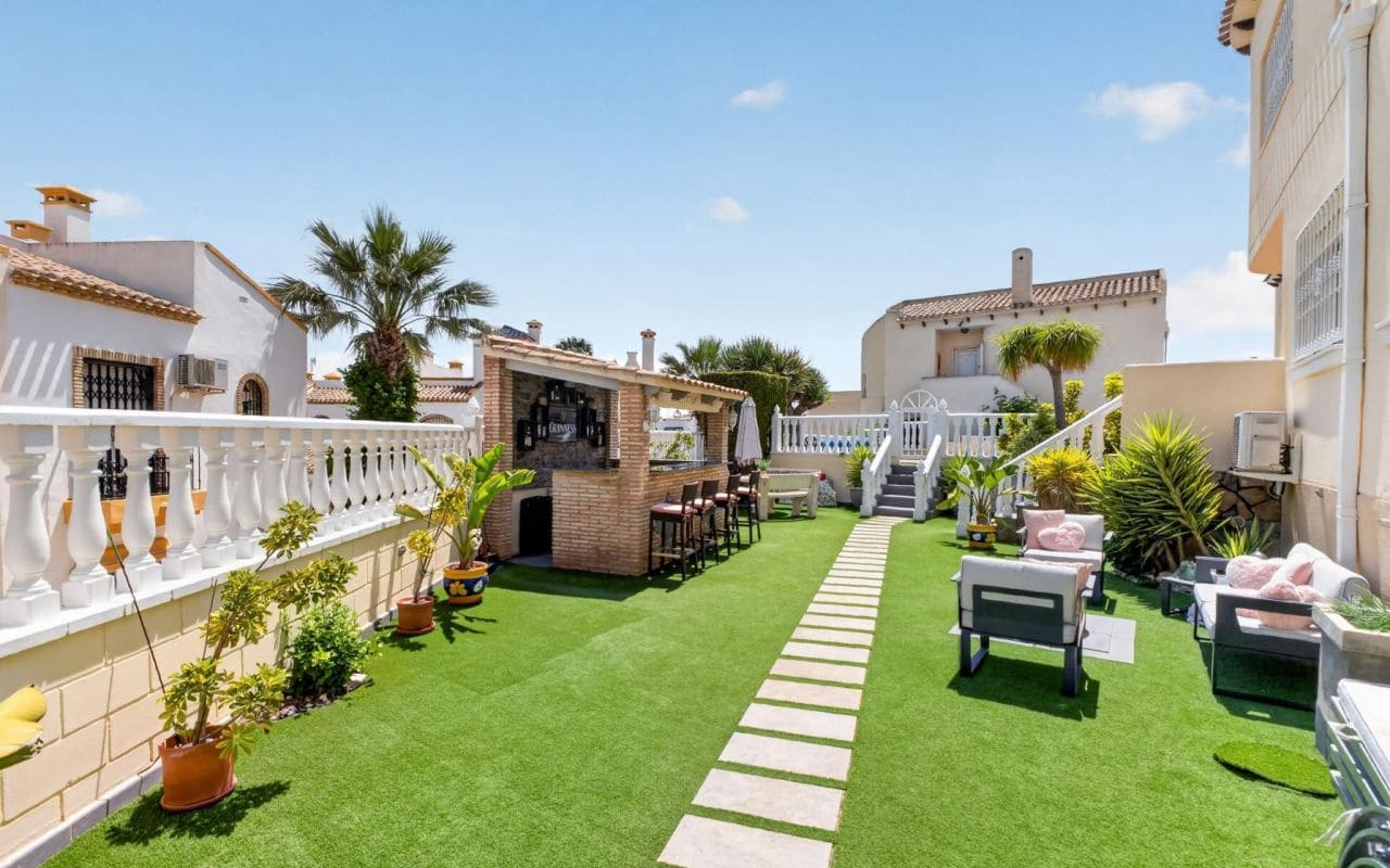 4 soveværelse Villa til salg i Los Dolses med swimmingpool - € 795.000 (Ref: 9821590)