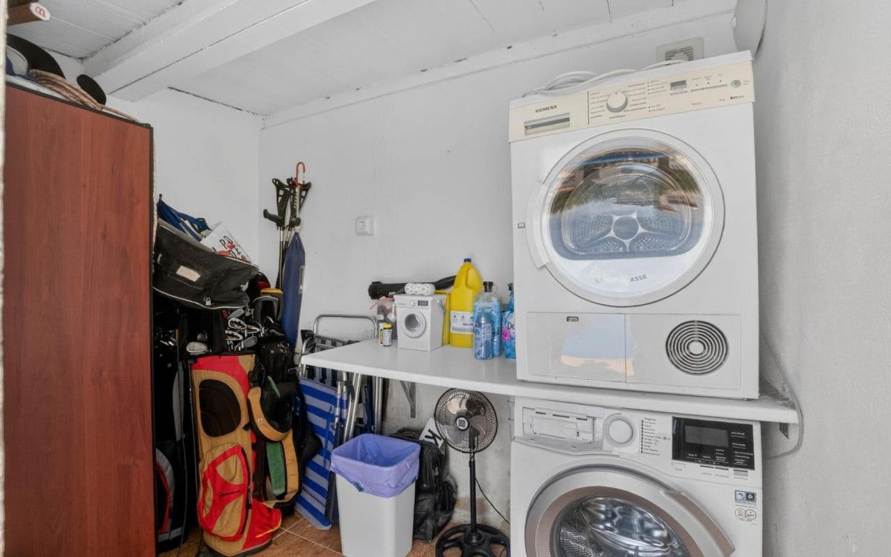 4 soveværelse Villa til salg i Los Dolses med swimmingpool - € 795.000 (Ref: 9821590)