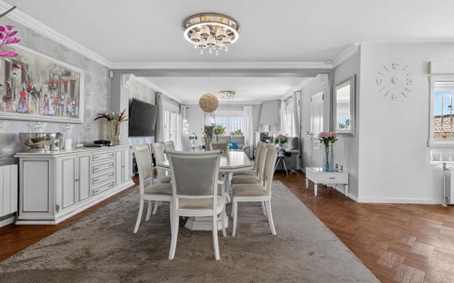 4 soveværelse Villa til salg i Los Dolses, Orihuela med swimmingpool - € 795.000 (Ref: 9821590)