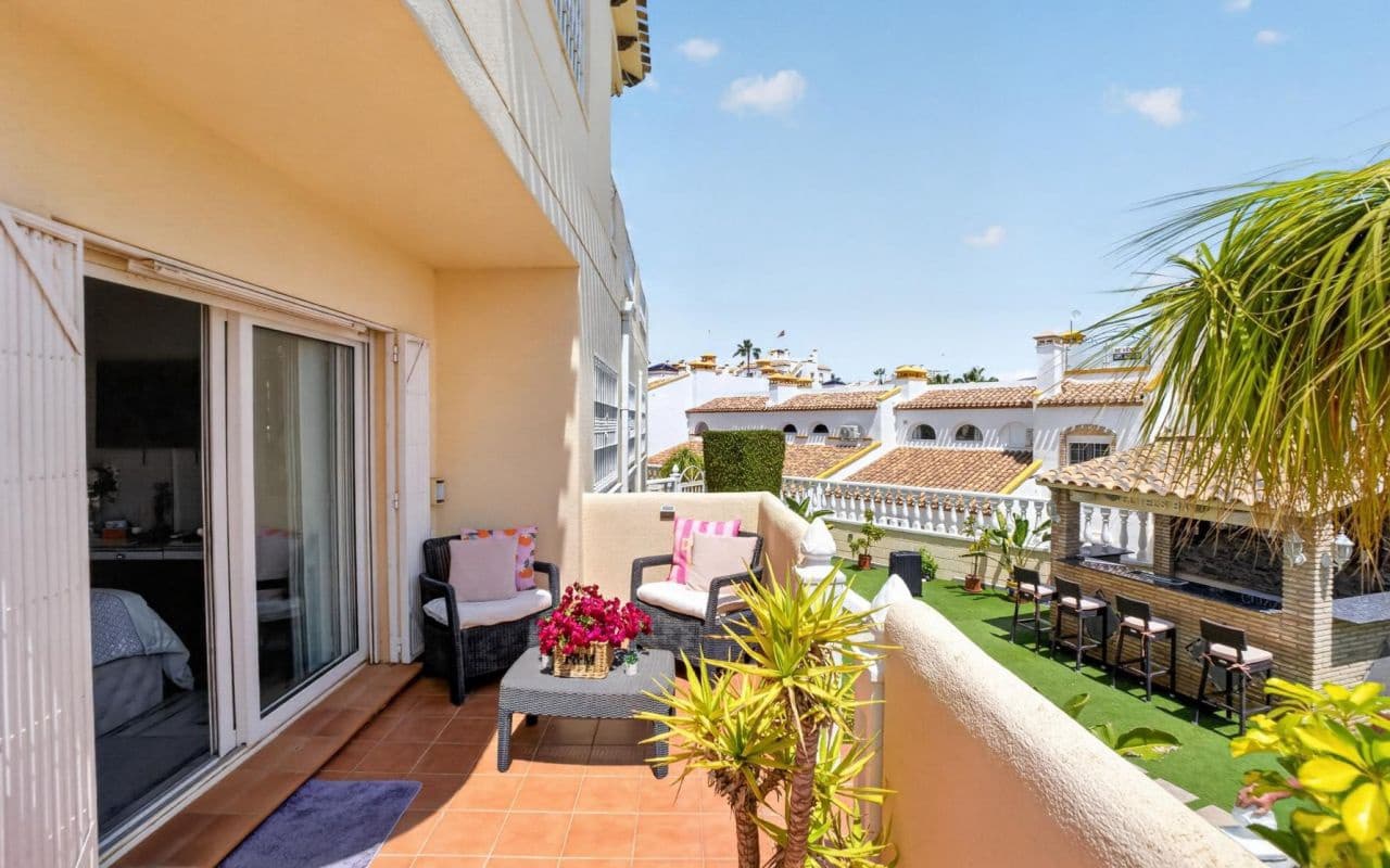 4 soveværelse Villa til salg i Los Dolses med swimmingpool - € 795.000 (Ref: 9821590)