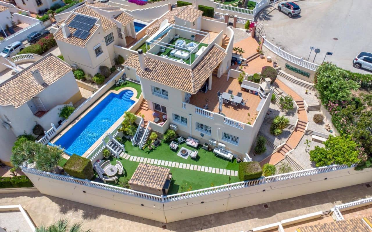 4 soveværelse Villa til salg i Los Dolses med swimmingpool - € 795.000 (Ref: 9821590)