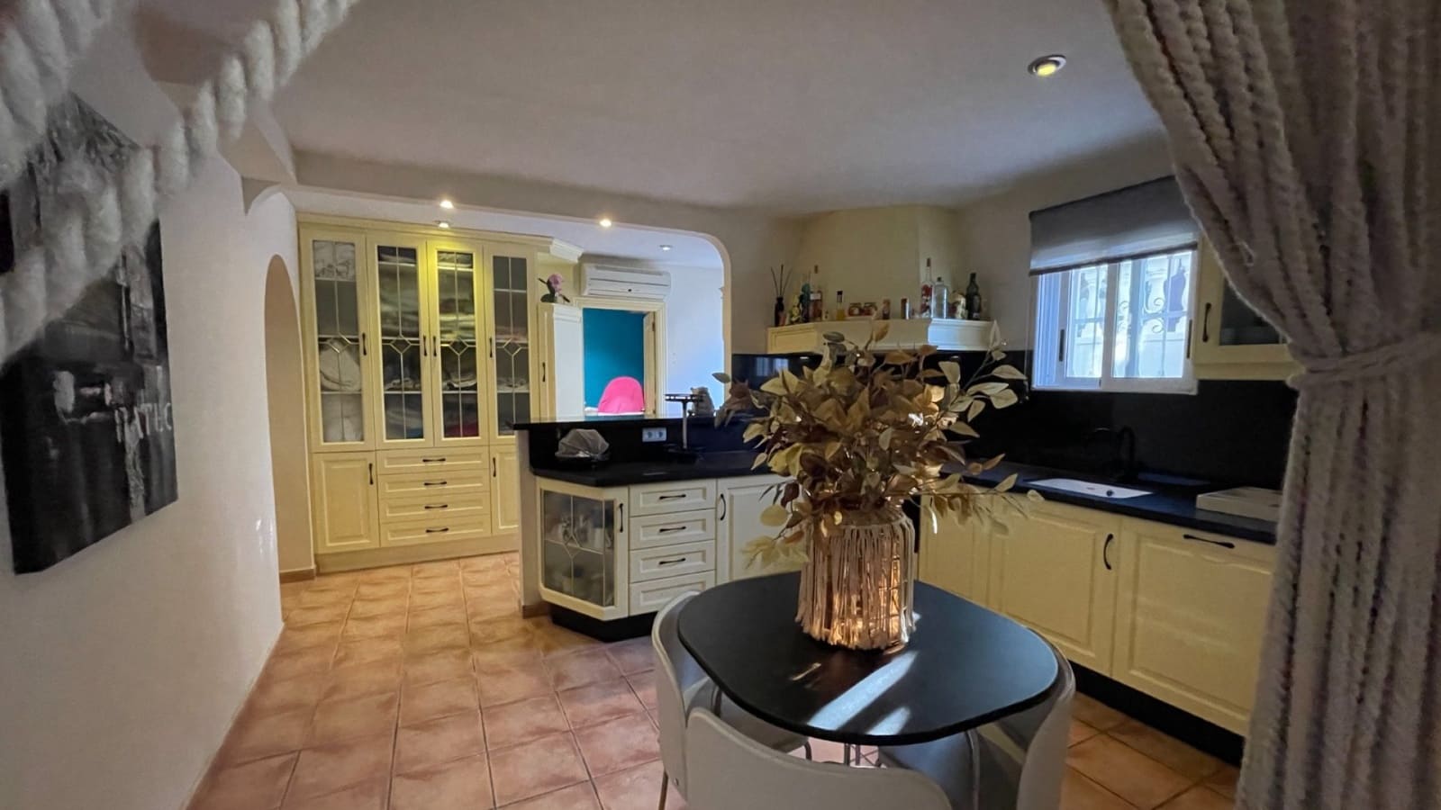 5 soverom Villa til salgs i Benimar med svømmebasseng - € 498 000 (Ref: 9827523)
