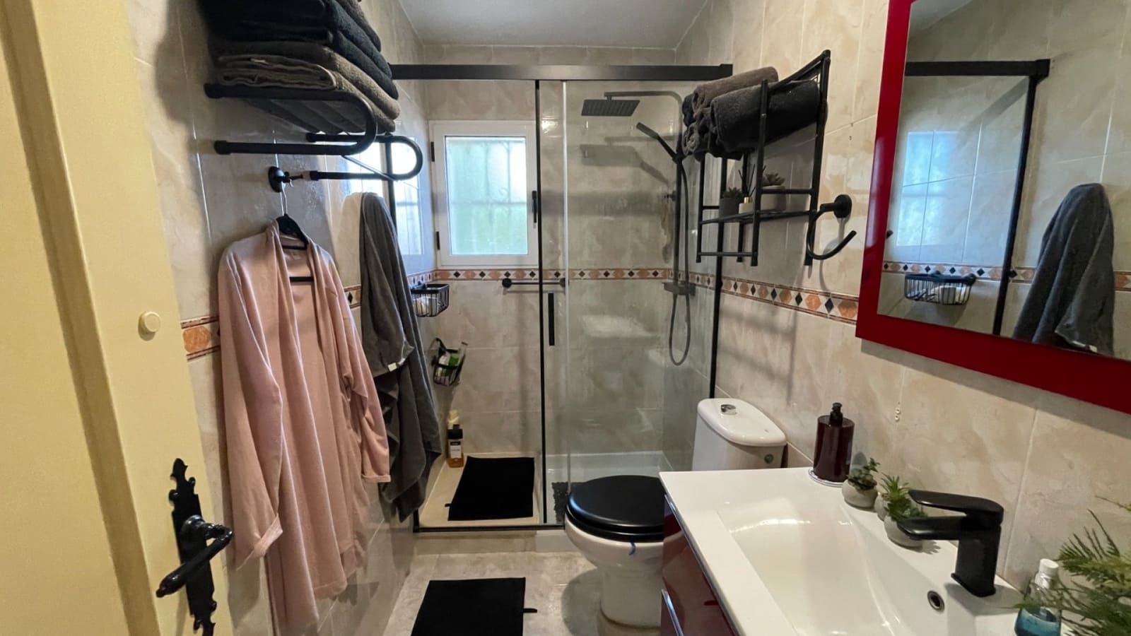 5 soverom Villa til salgs i Benimar med svømmebasseng - € 498 000 (Ref: 9827523)