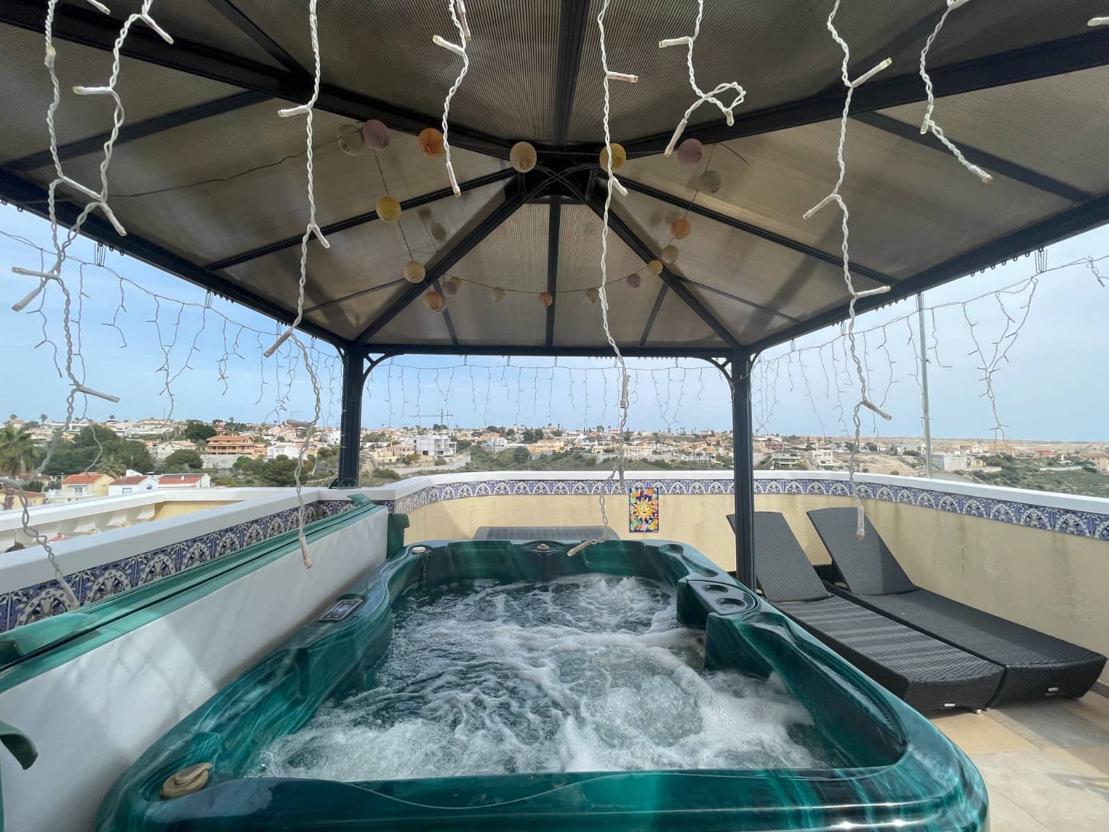 Chalet de 3 habitaciones en La Marina en venta con piscina garaje - 310.000 € (Ref: 9827524)