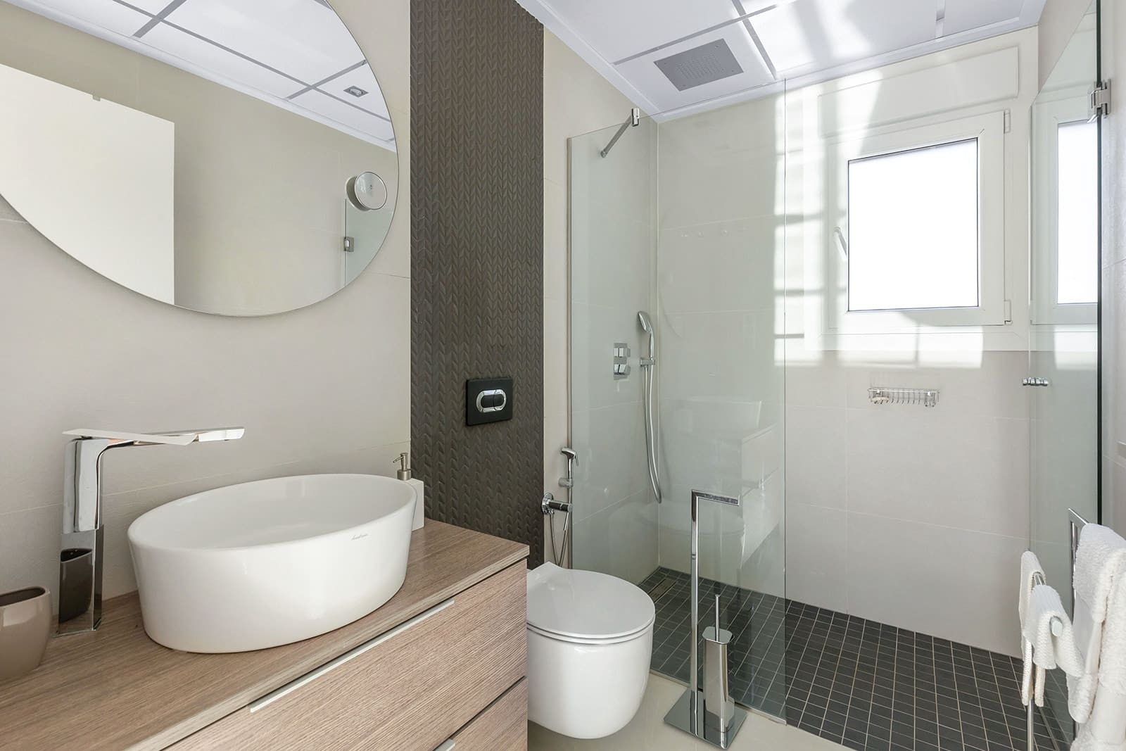 Chalet de 3 habitaciones en Ciudad Quesada en venta con piscina - 449.000 € (Ref: 9827681)