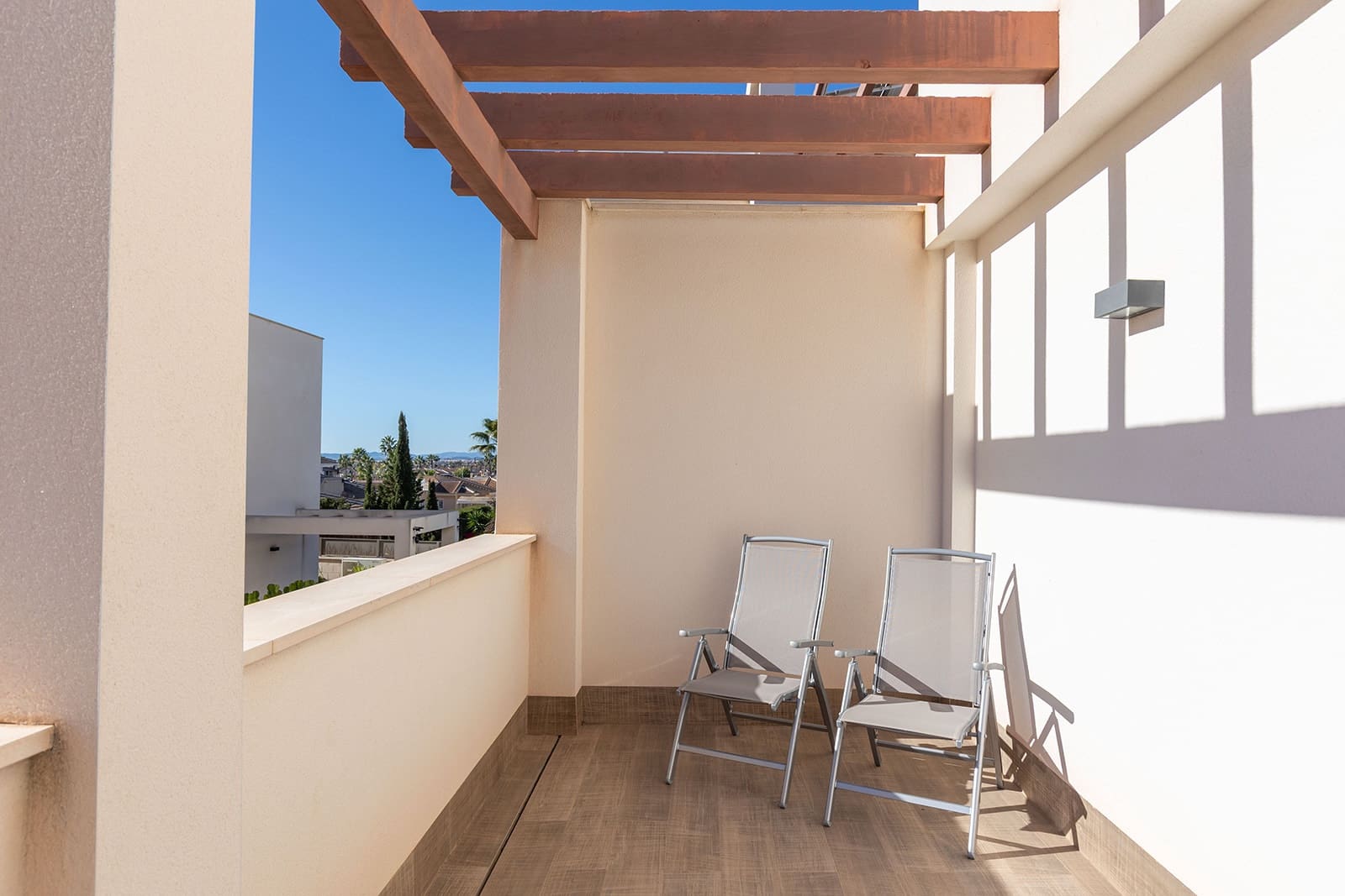 Chalet de 3 habitaciones en Ciudad Quesada en venta con piscina - 449.000 € (Ref: 9827681)