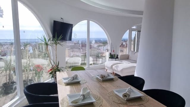 5 makuuhuone Huvila myytävänä paikassa Ciudad Quesada, Rojales mukana uima-altaan 
autotalli - 695 000 € (Ref: 9827790)