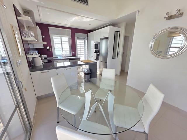 2 makuuhuone Bungalow myytävänä paikassa Ciudad Quesada, Rojales mukana uima-altaan - 259 000 € (Ref: 9829774)