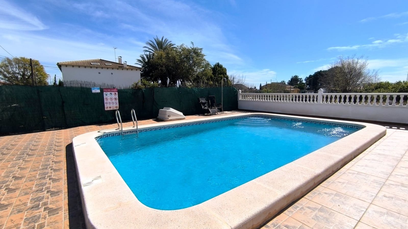 2 bedroom Apartment for sale in San Bartolome with pool - € 90,000 (Ref: 9834564)
