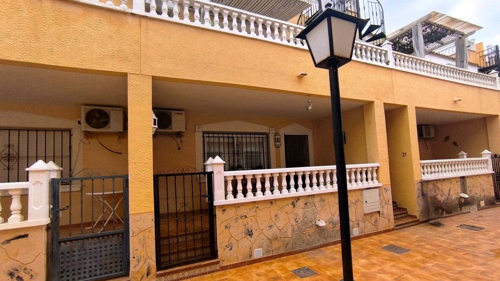2 bedroom Apartment for sale in San Bartolome - € 85,000 (Ref: 9834565)